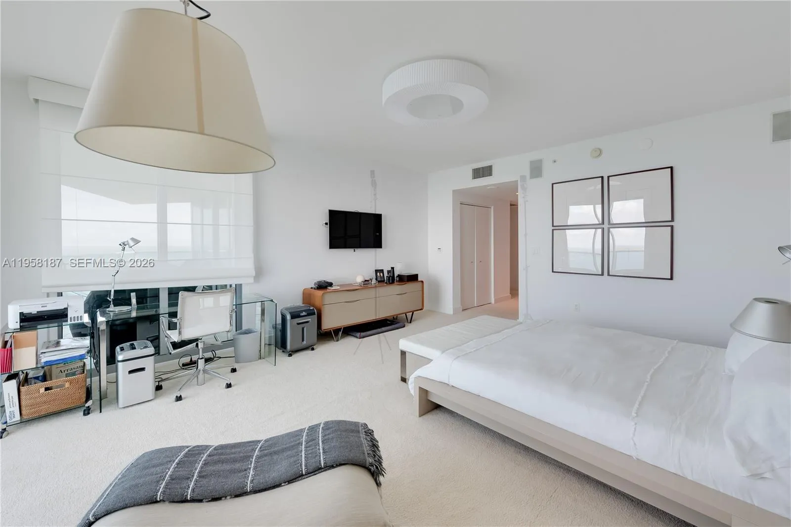 1331 Brickell Bay Dr 3311, Miami, Florida 33131, Miami, Florida 33131, 4 Bedrooms Bedrooms, ,4 BathroomsBathrooms,Residential Lease,For Rent,1331 Brickell Bay Dr 3311, Miami, Florida 33131,A11958187