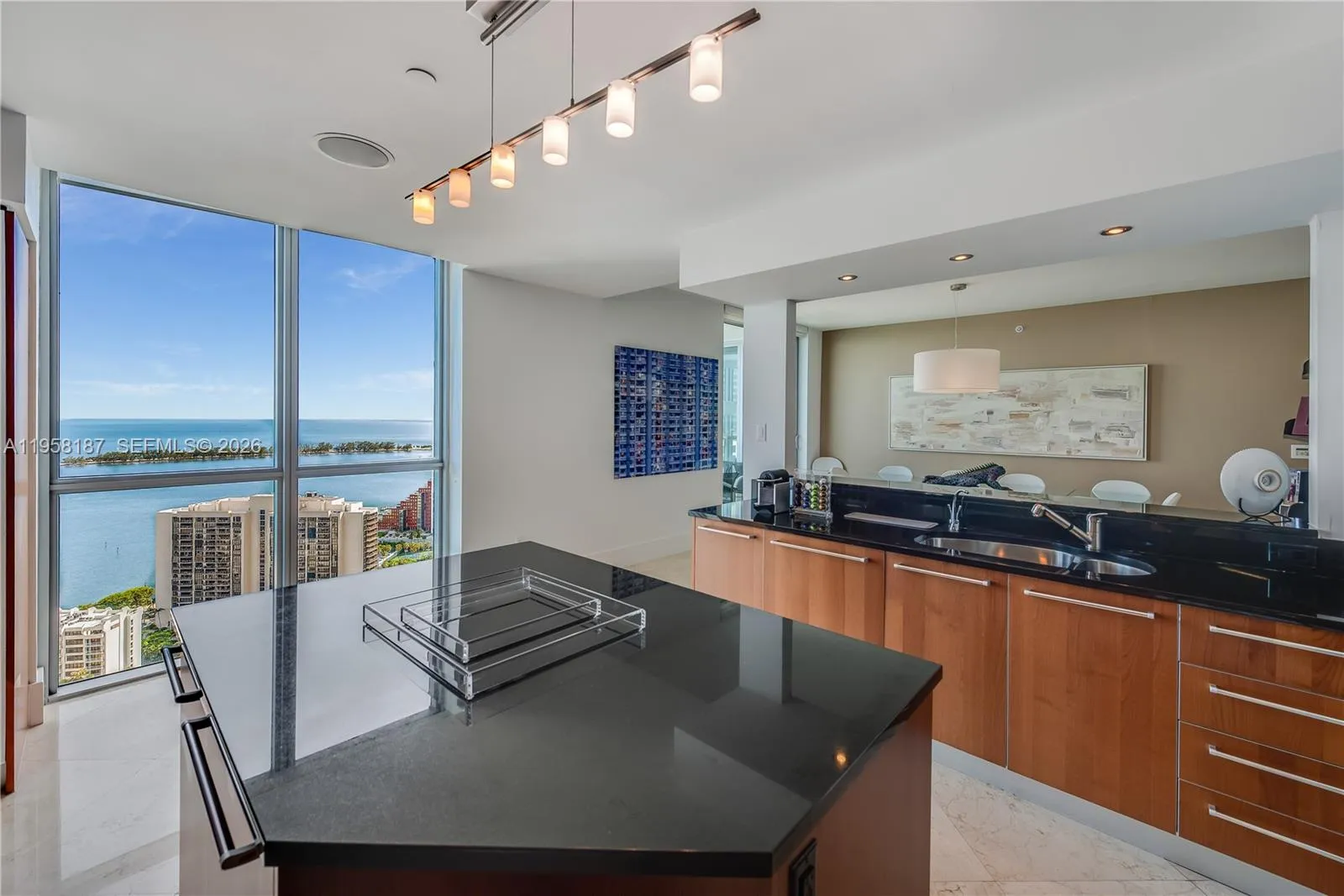 1331 Brickell Bay Dr 3311, Miami, Florida 33131, Miami, Florida 33131, 4 Bedrooms Bedrooms, ,4 BathroomsBathrooms,Residential Lease,For Rent,1331 Brickell Bay Dr 3311, Miami, Florida 33131,A11958187