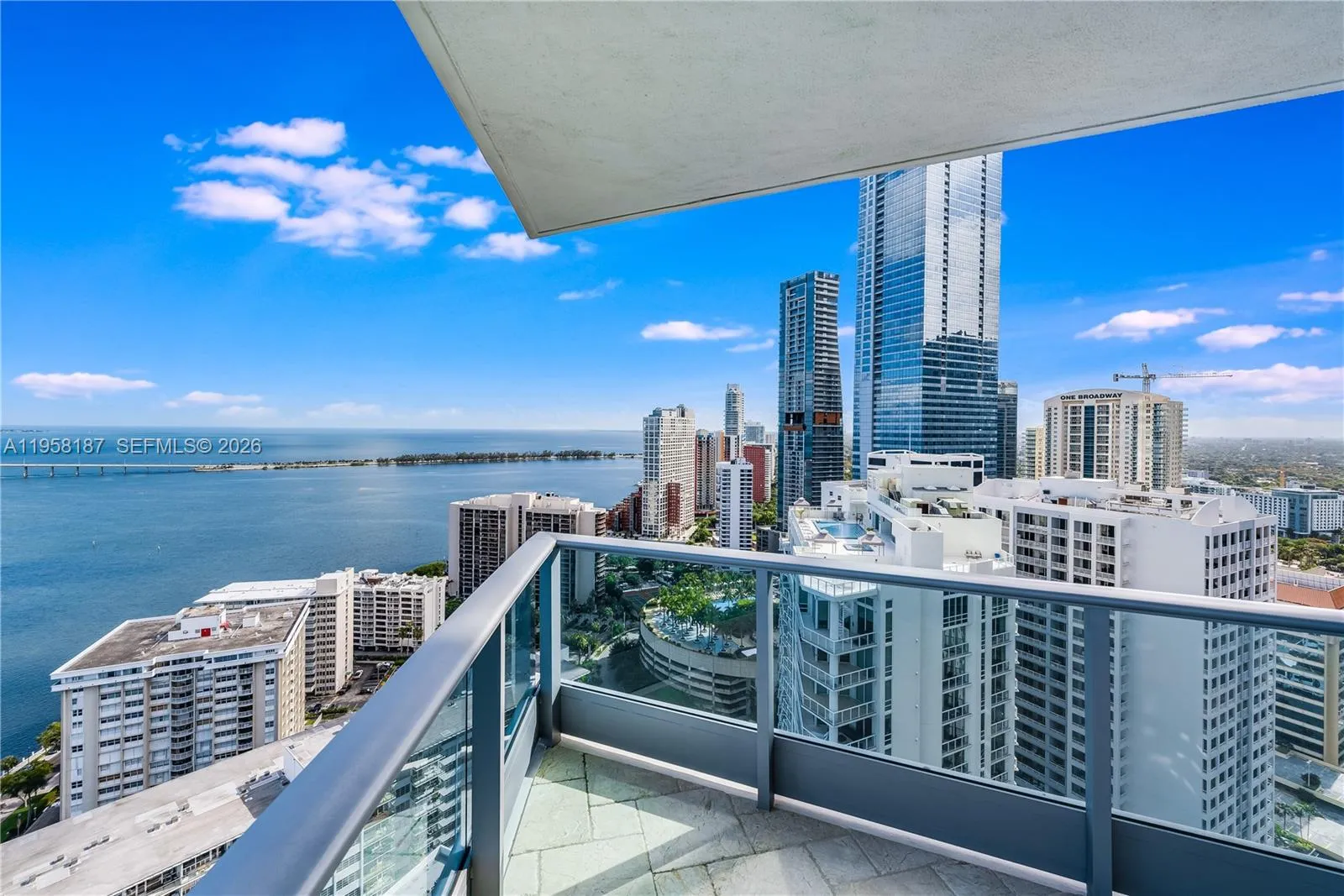 1331 Brickell Bay Dr 3311, Miami, Florida 33131, Miami, Florida 33131, 4 Bedrooms Bedrooms, ,4 BathroomsBathrooms,Residential Lease,For Rent,1331 Brickell Bay Dr 3311, Miami, Florida 33131,A11958187