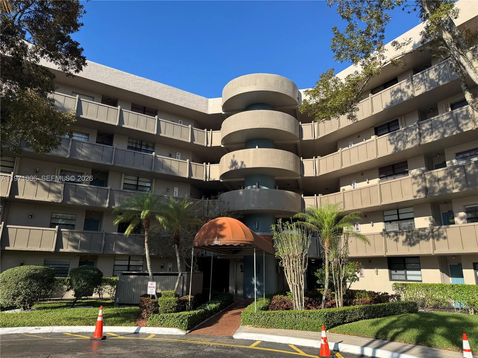 1101 Colony Point Cir 102, Pembroke Pines, Florida, Pembroke Pines, Florida 33026, 2 Bedrooms Bedrooms, ,2 BathroomsBathrooms,Residential,For Sale,1101 Colony Point Cir 102, Pembroke Pines, Florida,A11971806