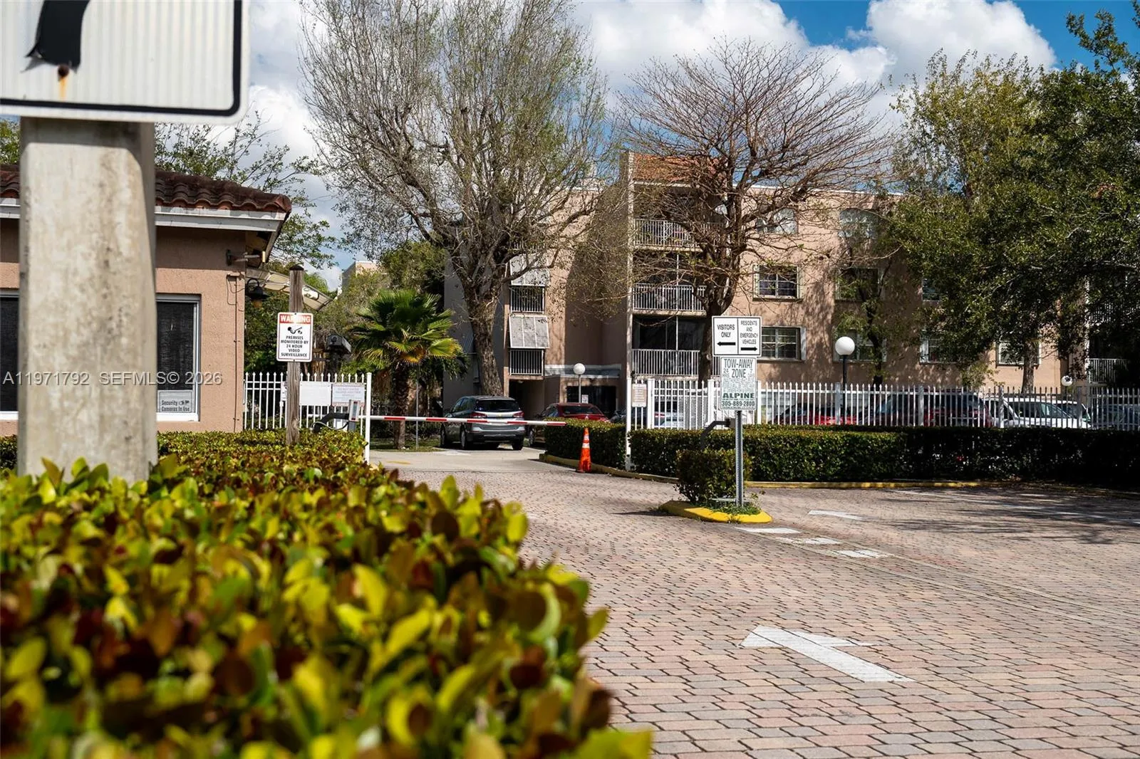 8421 Nw 8th St 203, Miami, Florida 33126, Miami, Florida 33126, 2 Bedrooms Bedrooms, ,2 BathroomsBathrooms,Residential Lease,For Rent,8421 Nw 8th St 203, Miami, Florida 33126,A11971792