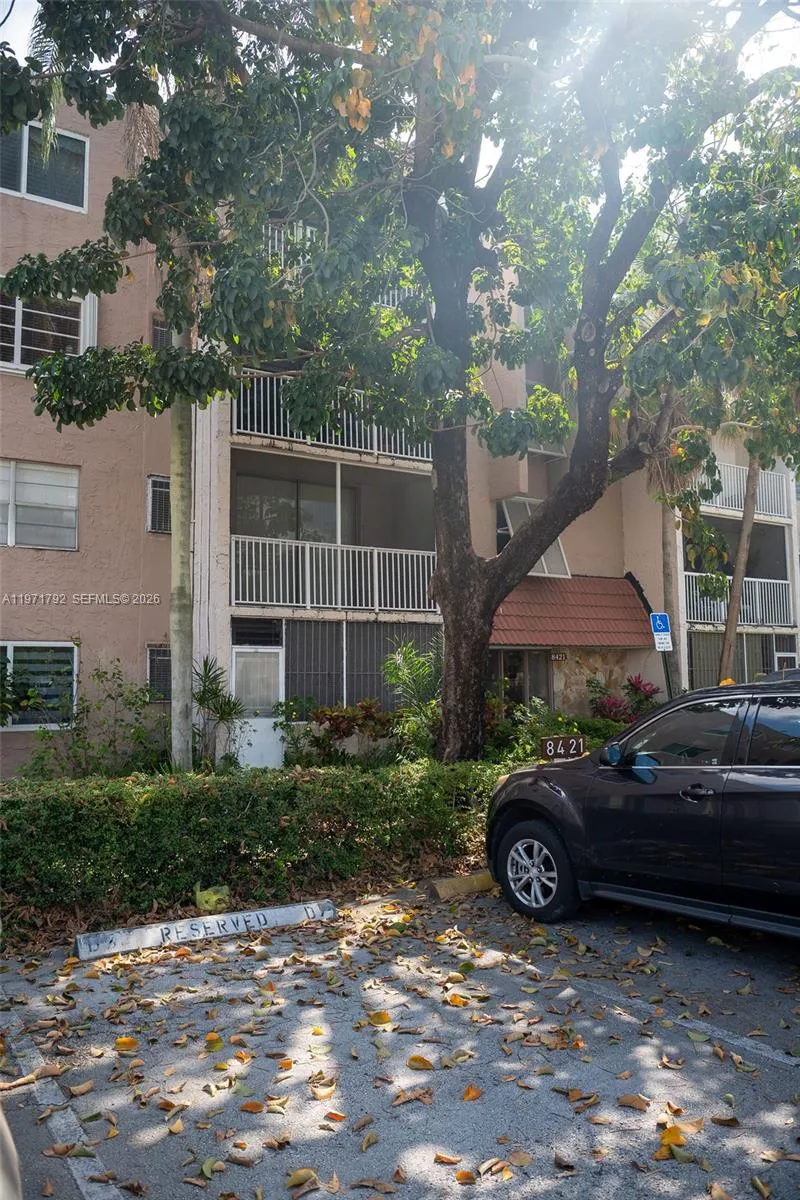 8421 Nw 8th St 203, Miami, Florida 33126, Miami, Florida 33126, 2 Bedrooms Bedrooms, ,2 BathroomsBathrooms,Residential Lease,For Rent,8421 Nw 8th St 203, Miami, Florida 33126,A11971792