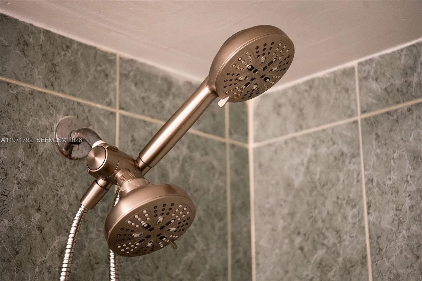 8421 Nw 8th St 203, Miami, Florida 33126, Miami, Florida 33126, 2 Bedrooms Bedrooms, ,2 BathroomsBathrooms,Residential Lease,For Rent,8421 Nw 8th St 203, Miami, Florida 33126,A11971792