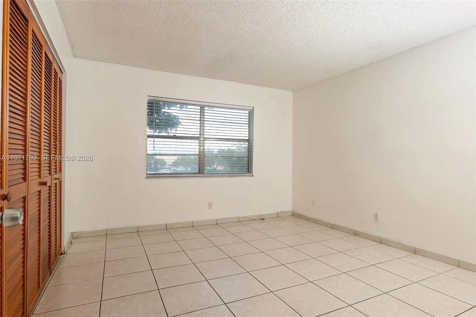 8421 Nw 8th St 203, Miami, Florida 33126, Miami, Florida 33126, 2 Bedrooms Bedrooms, ,2 BathroomsBathrooms,Residential Lease,For Rent,8421 Nw 8th St 203, Miami, Florida 33126,A11971792