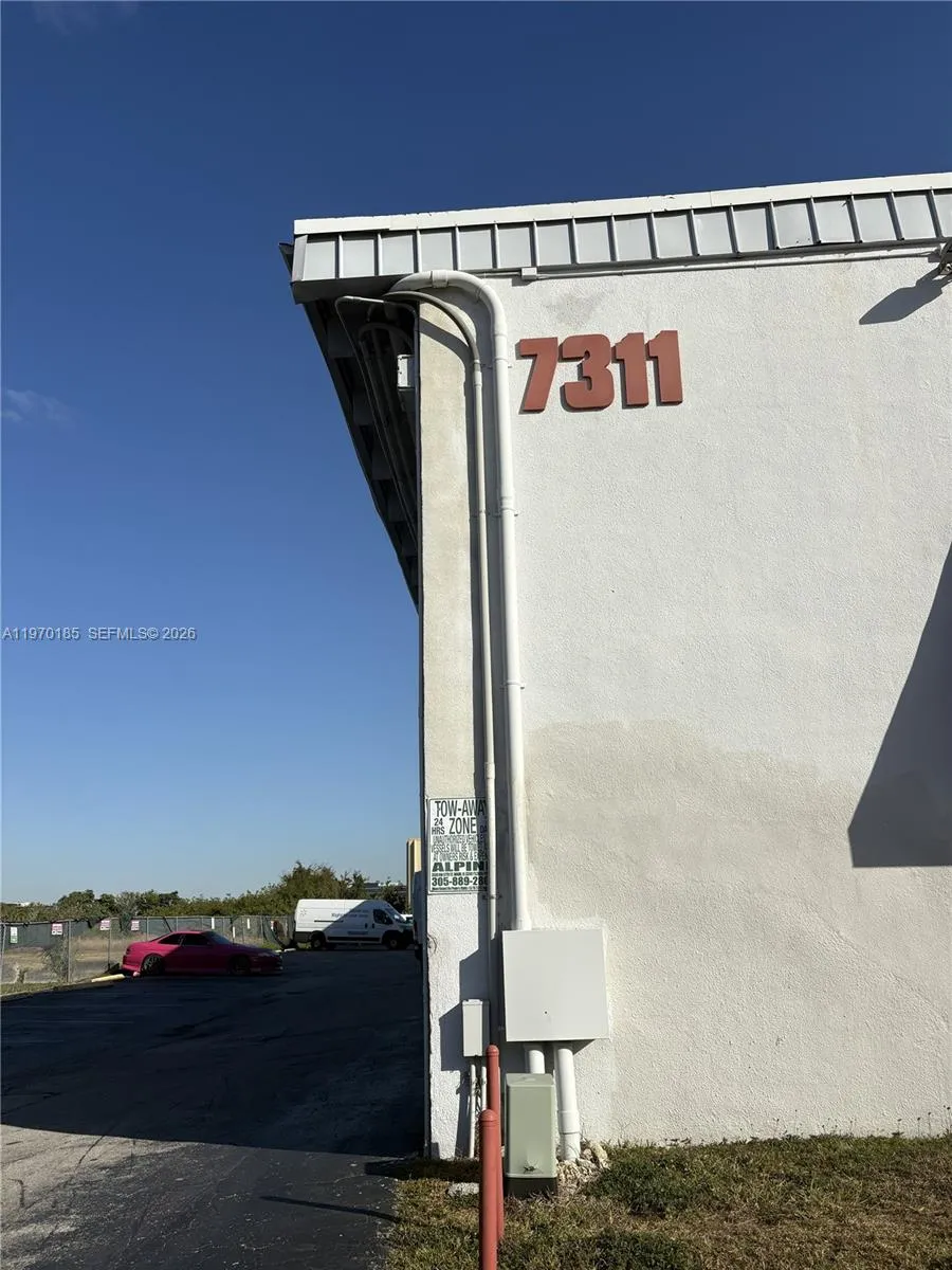 7311 Nw 12th St 25, Miami, Florida 33126, Miami, Florida 33126, ,Commercial Sale,For Sale,7311 Nw 12th St 25, Miami, Florida 33126,A11970185