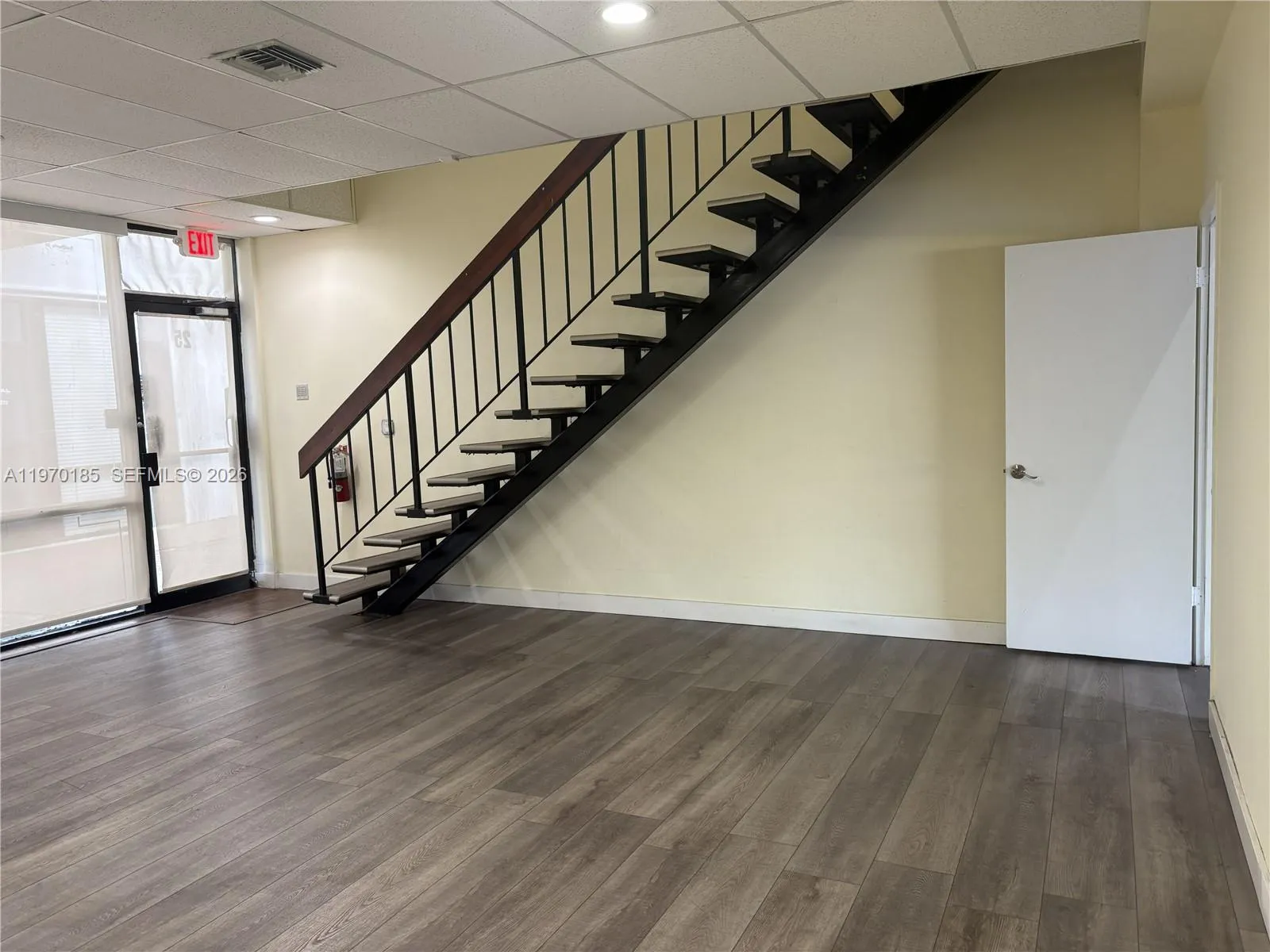 7311 Nw 12th St 25, Miami, Florida 33126, Miami, Florida 33126, ,Commercial Sale,For Sale,7311 Nw 12th St 25, Miami, Florida 33126,A11970185