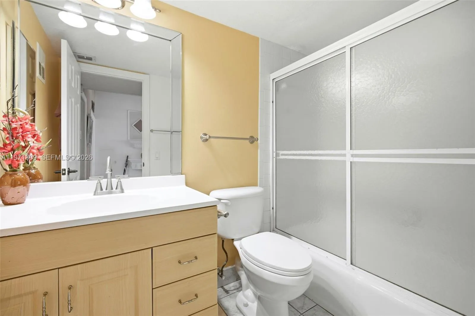 12399 Nw 11th St, Pembroke Pines, Florida 33026, Pembroke Pines, Florida 33026, 3 Bedrooms Bedrooms, ,3 BathroomsBathrooms,Residential,For Sale,12399 Nw 11th St, Pembroke Pines, Florida 33026,A11971809