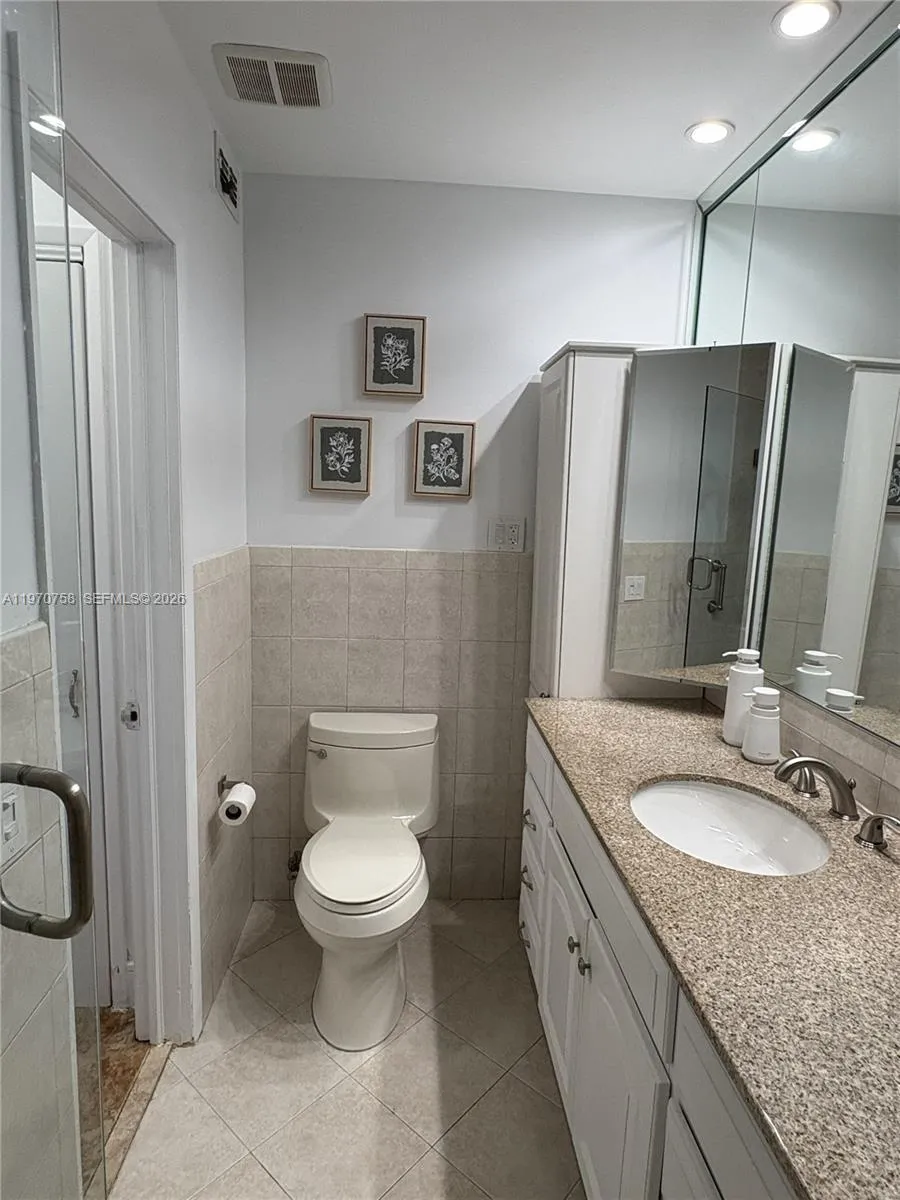 1201 S Riverside Dr 107, Pompano Beach, Florida 33, Pompano Beach, Florida 33062, 1 Bedroom Bedrooms, ,1 BathroomBathrooms,Residential,For Sale,1201 S Riverside Dr 107, Pompano Beach, Florida 33,A11970758
