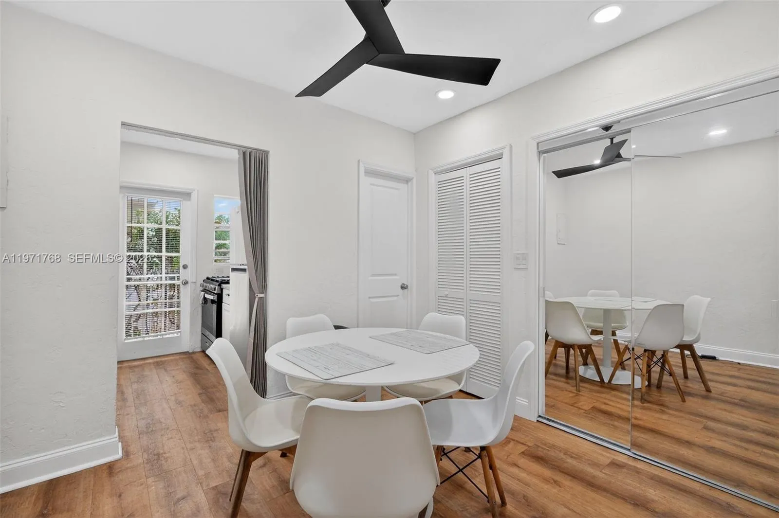911 Meridian Ave 106, Miami Beach, Florida 33139, Miami Beach, Florida 33139, ,1 BathroomBathrooms,Residential,For Sale,911 Meridian Ave 106, Miami Beach, Florida 33139,A11971768