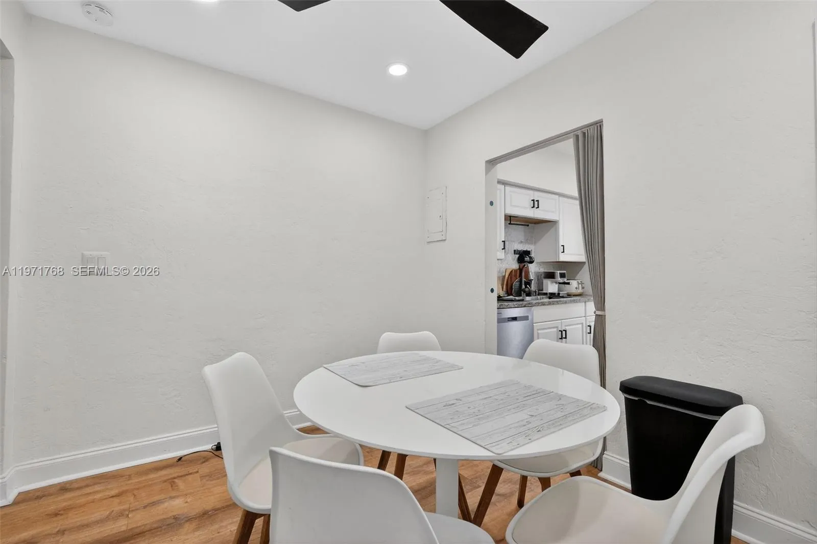 911 Meridian Ave 106, Miami Beach, Florida 33139, Miami Beach, Florida 33139, ,1 BathroomBathrooms,Residential,For Sale,911 Meridian Ave 106, Miami Beach, Florida 33139,A11971768