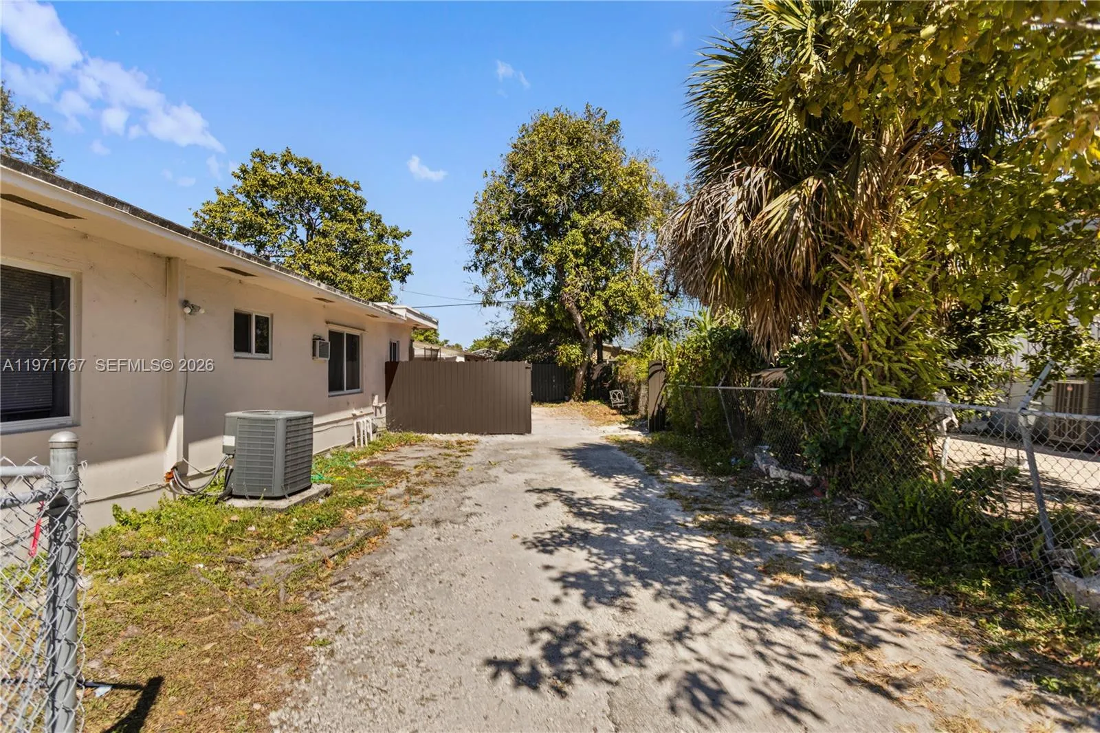 45 Ne 186th Ter, Miami, Florida 33179, Miami, Florida 33179, 3 Bedrooms Bedrooms, ,2 BathroomsBathrooms,Residential,For Sale,45 Ne 186th Ter, Miami, Florida 33179,A11971767