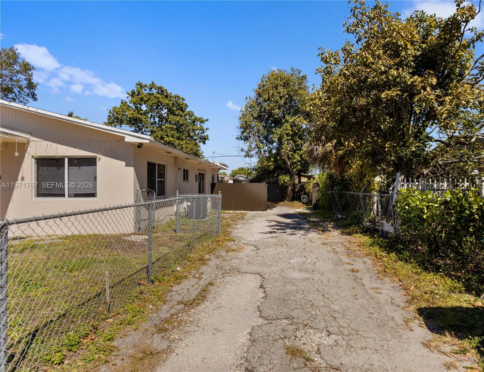 45 Ne 186th Ter, Miami, Florida 33179, Miami, Florida 33179, 3 Bedrooms Bedrooms, ,2 BathroomsBathrooms,Residential,For Sale,45 Ne 186th Ter, Miami, Florida 33179,A11971767