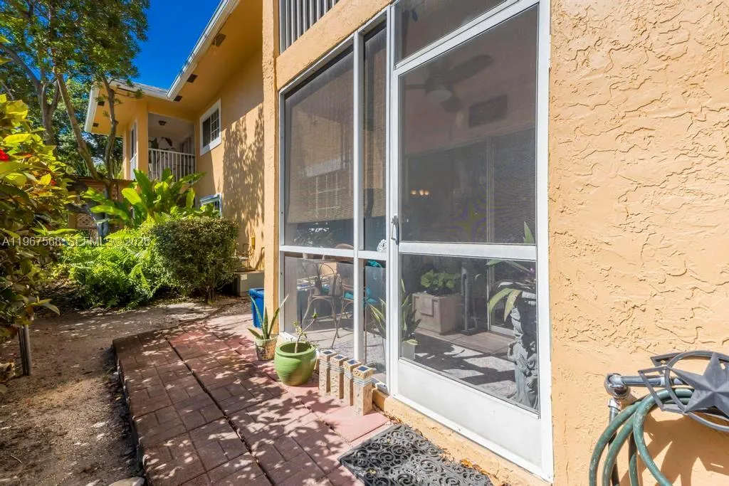 811 Se 4th Ave C103, Dania Beach, Florida 33004, Dania Beach, Florida 33004, 2 Bedrooms Bedrooms, ,2 BathroomsBathrooms,Residential,For Sale,811 Se 4th Ave C103, Dania Beach, Florida 33004,A11967568