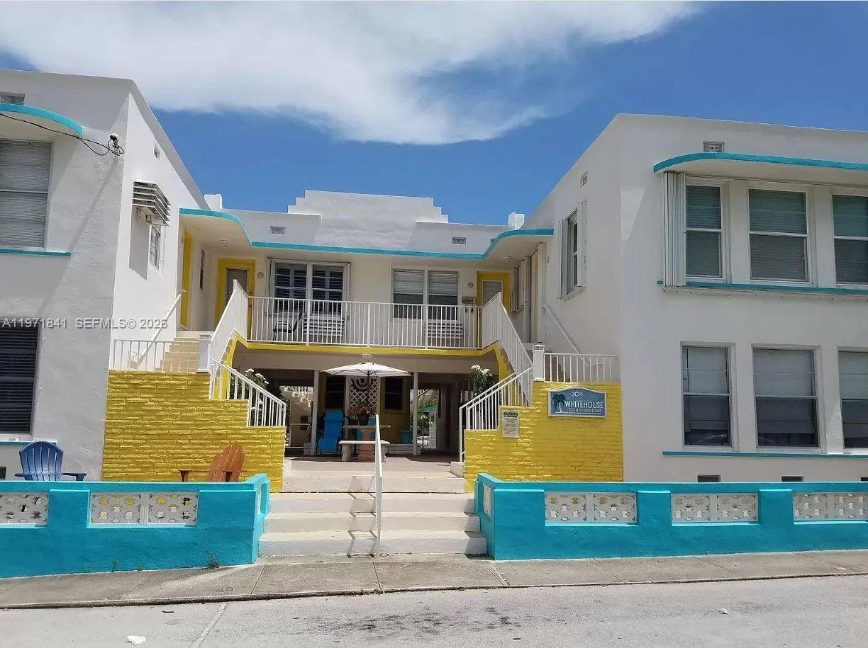 309 Crocus Ter 10, Hollywood, Florida 33019, Hollywood, Florida 33019, ,1 BathroomBathrooms,Residential Lease,For Rent,309 Crocus Ter 10, Hollywood, Florida 33019,A11971841