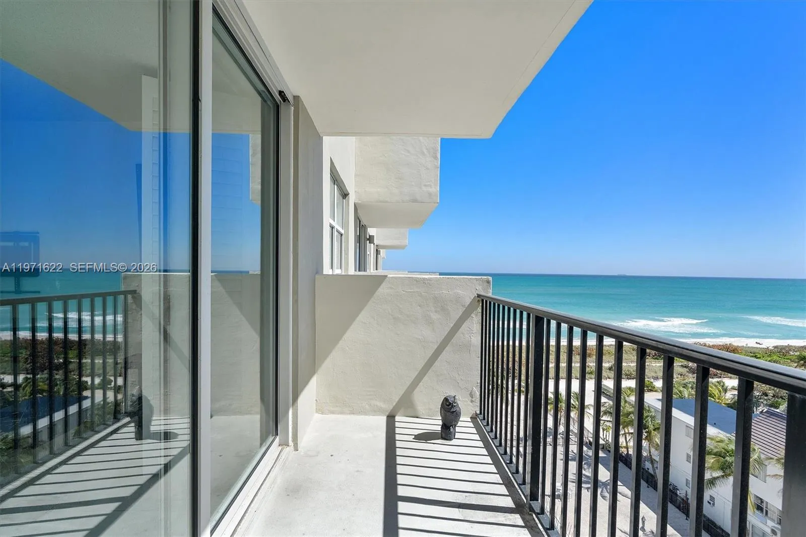 9273 Collins Ave 901, Surfside, Florida 33154, Surfside, Florida 33154, 1 Bedroom Bedrooms, ,2 BathroomsBathrooms,Residential Lease,For Rent,9273 Collins Ave 901, Surfside, Florida 33154,A11971622