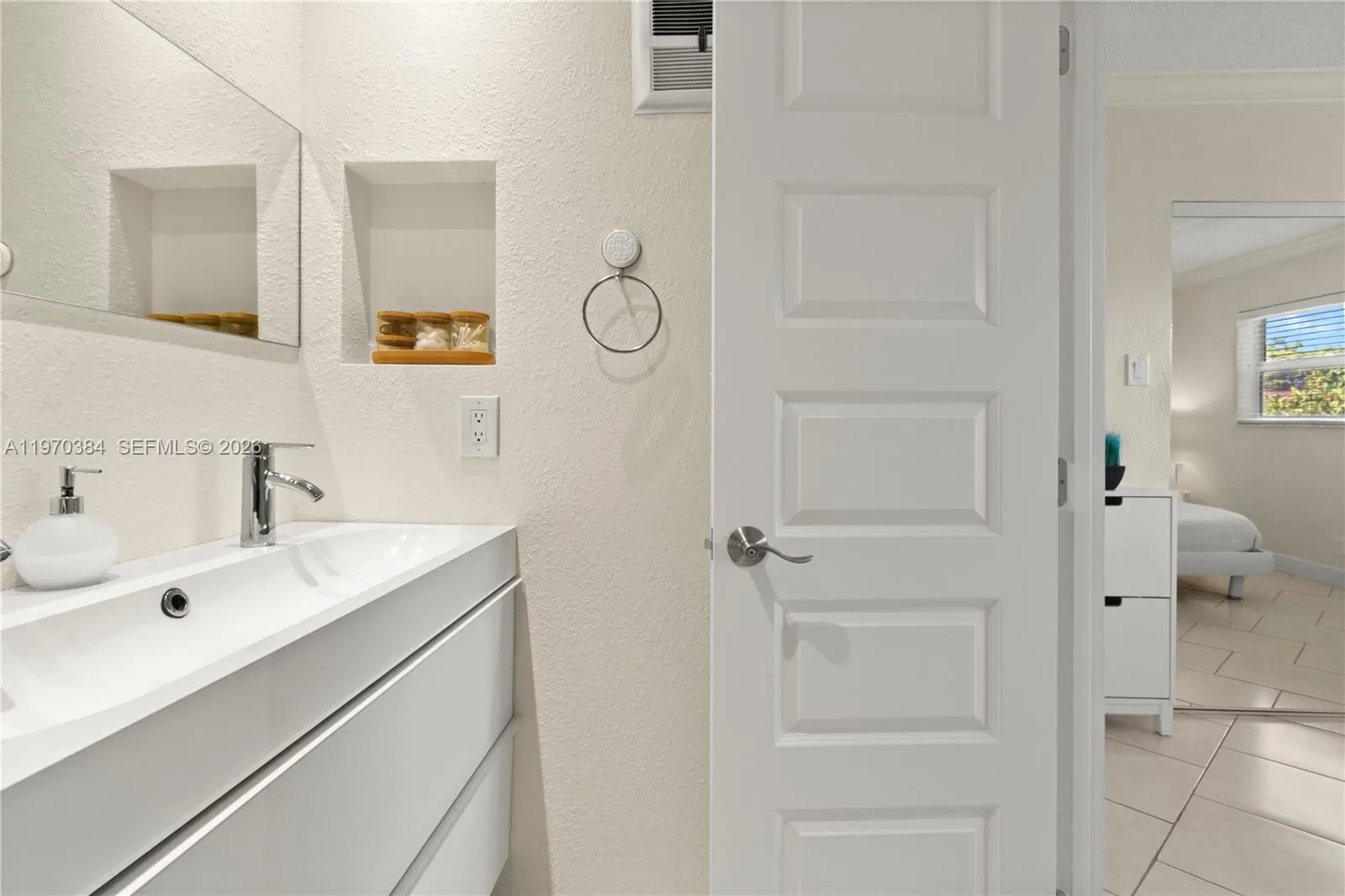 5121 W Oakland Park Blvd 304, Lauderdale Lakes, Fl, Lauderdale Lakes, Florida 33313, 2 Bedrooms Bedrooms, ,2 BathroomsBathrooms,Residential,For Sale,5121 W Oakland Park Blvd 304, Lauderdale Lakes, Fl,A11970384