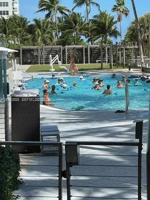 Exercise lesson in the North pool