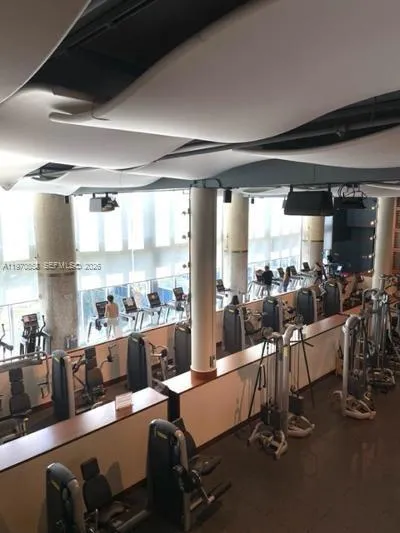 6801 Collins Ave 209, Miami Beach, Florida 33141, Miami Beach, Florida 33141, 2 Bedrooms Bedrooms, ,2 BathroomsBathrooms,Residential Lease,For Rent,6801 Collins Ave 209, Miami Beach, Florida 33141,A11970858