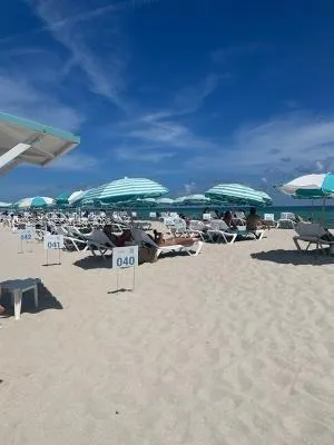 Carillon Beach