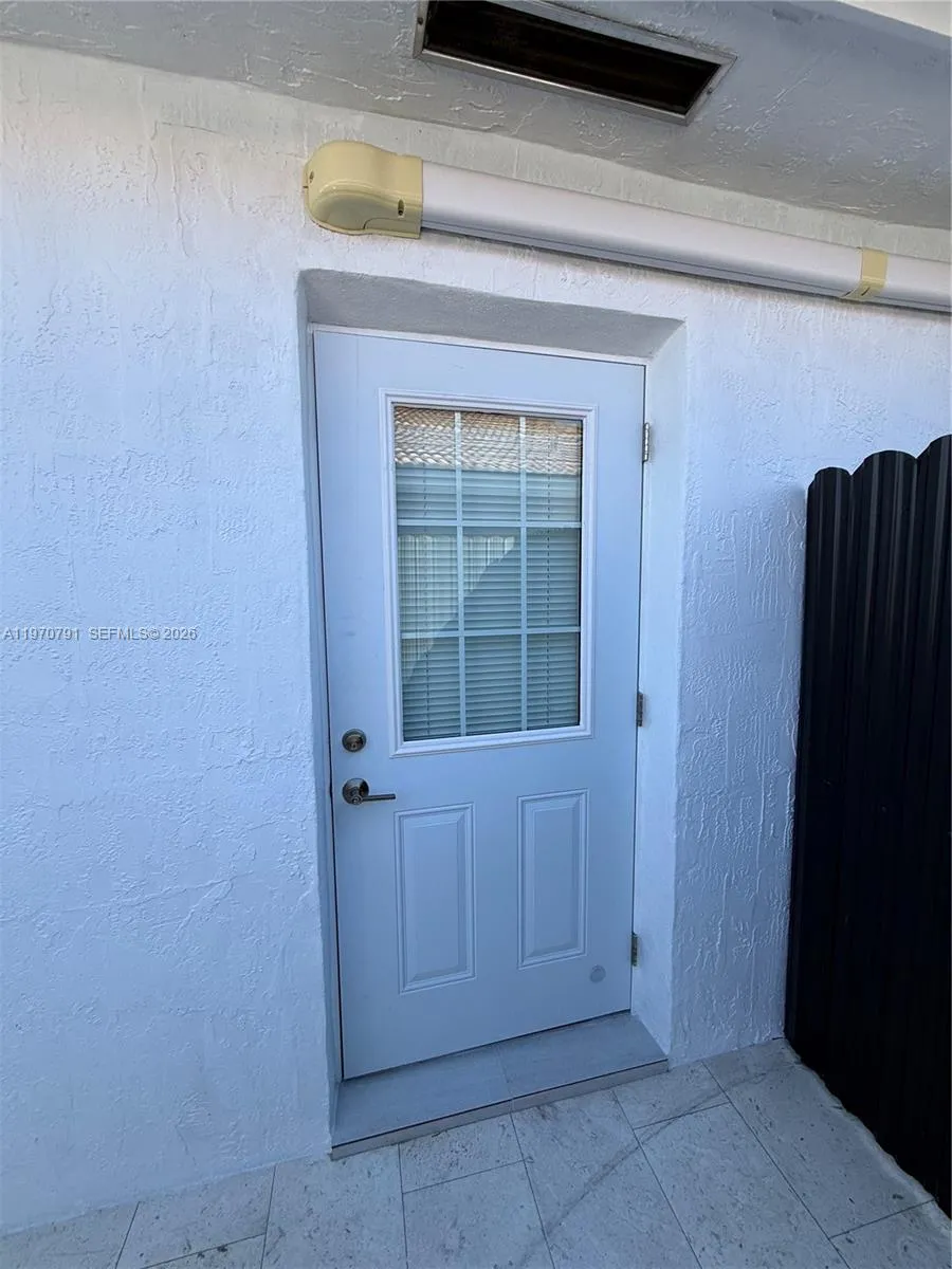 Miami, Florida 33185, ,1 BathroomBathrooms,Residential Lease,For Rent,A11970791