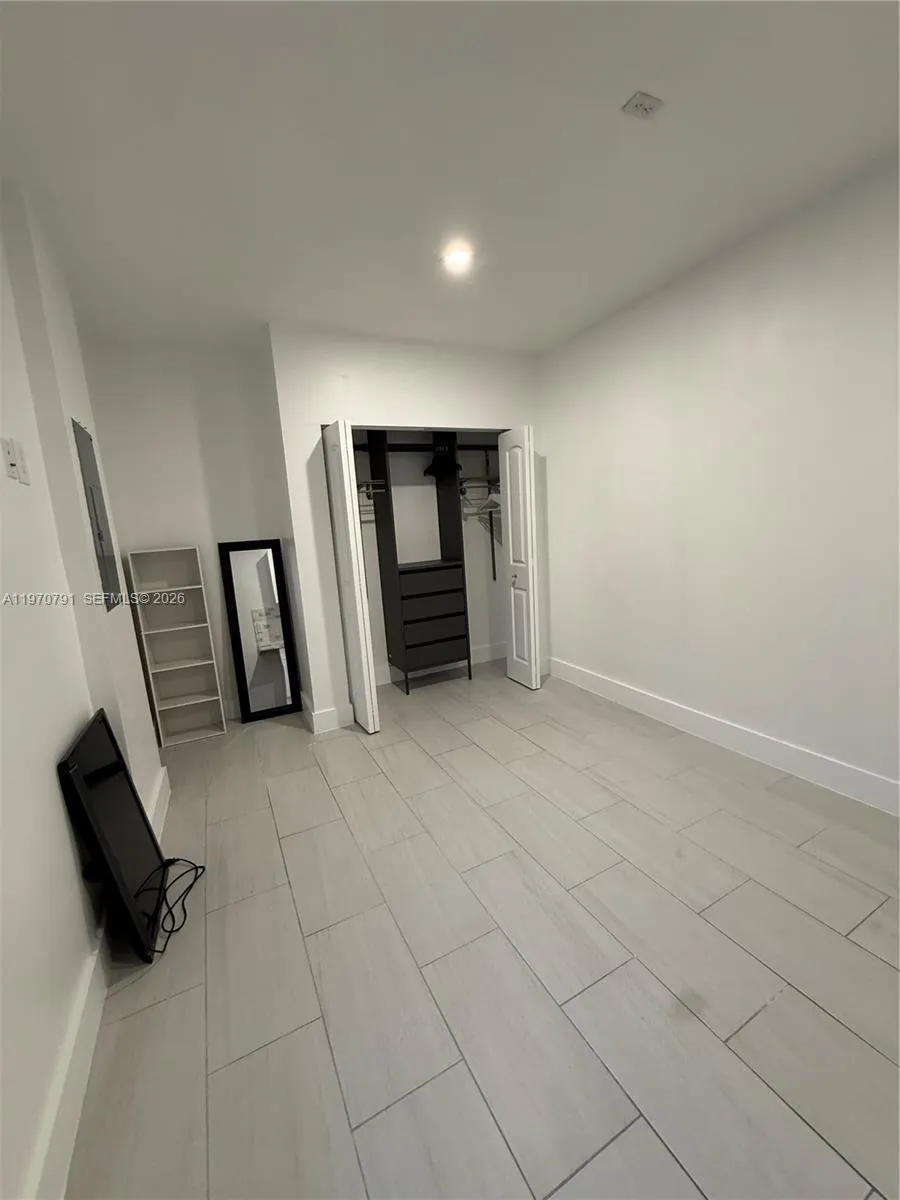 Miami, Florida 33185, ,1 BathroomBathrooms,Residential Lease,For Rent,A11970791