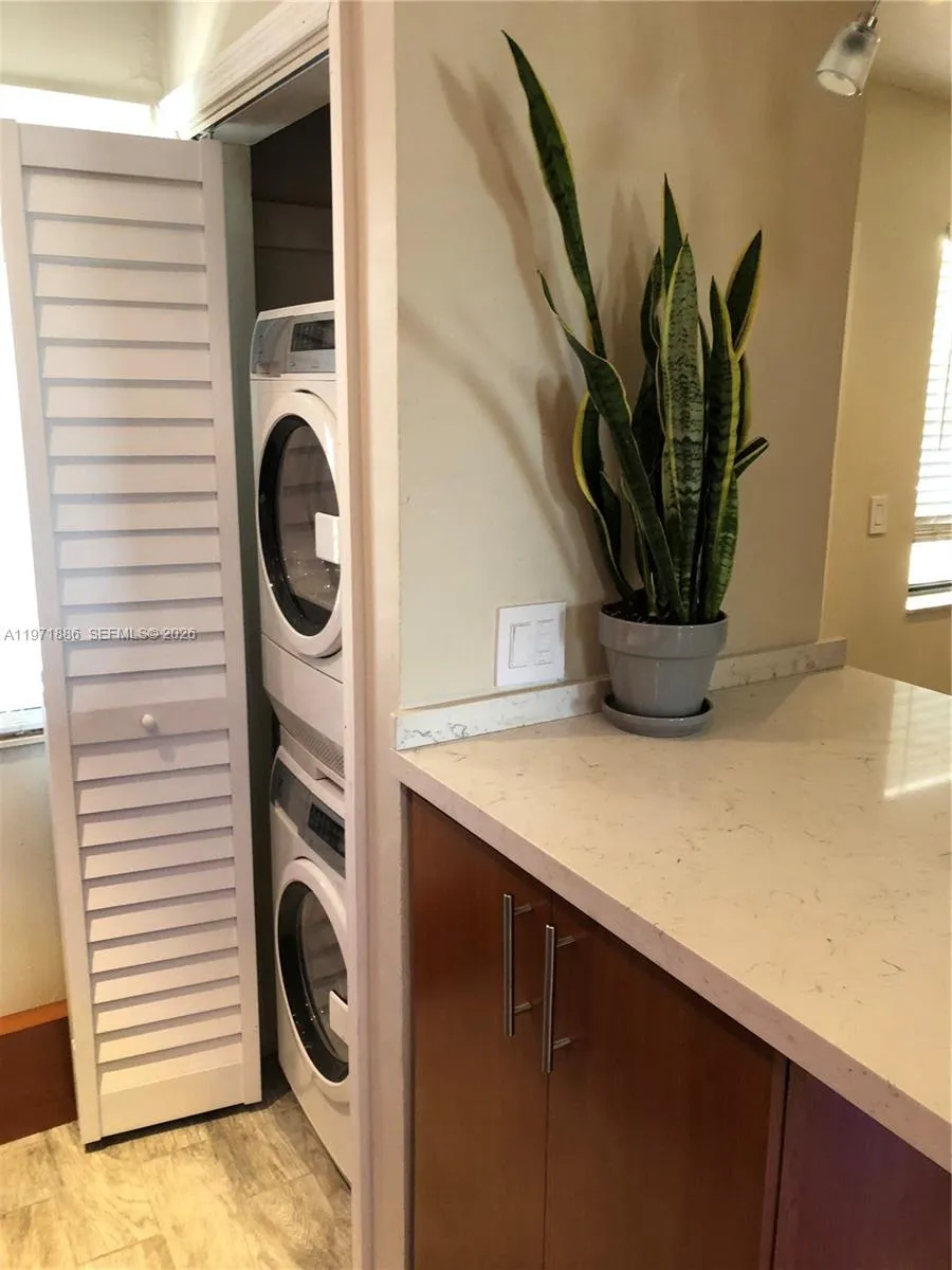 WOW! In unit washer & dryer