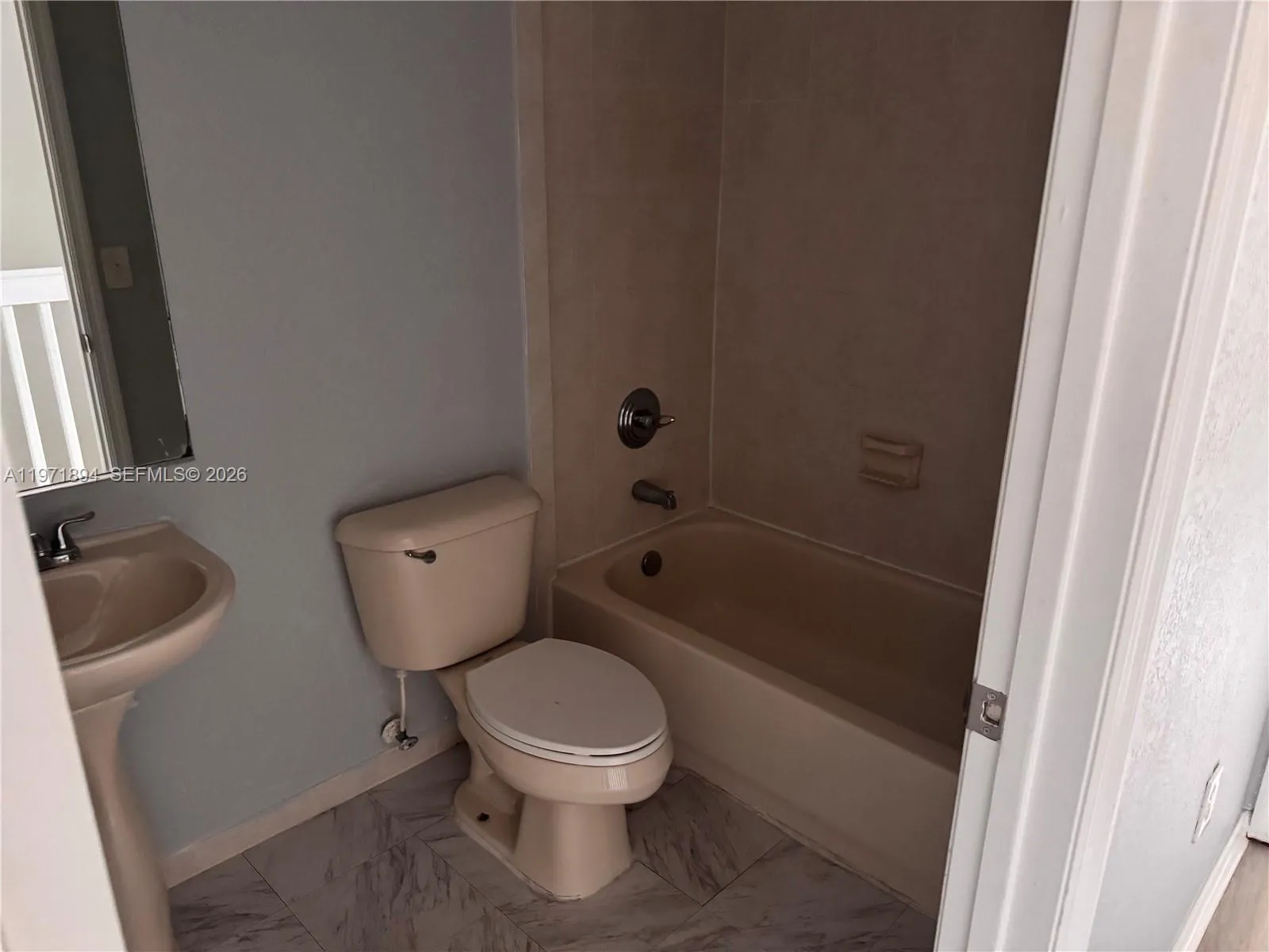 2232 Nw 135th Ter, Opa Locka, Florida 33054, Opa Locka, Florida 33054, 3 Bedrooms Bedrooms, ,2 BathroomsBathrooms,Residential Lease,For Rent,2232 Nw 135th Ter, Opa Locka, Florida 33054,A11971894