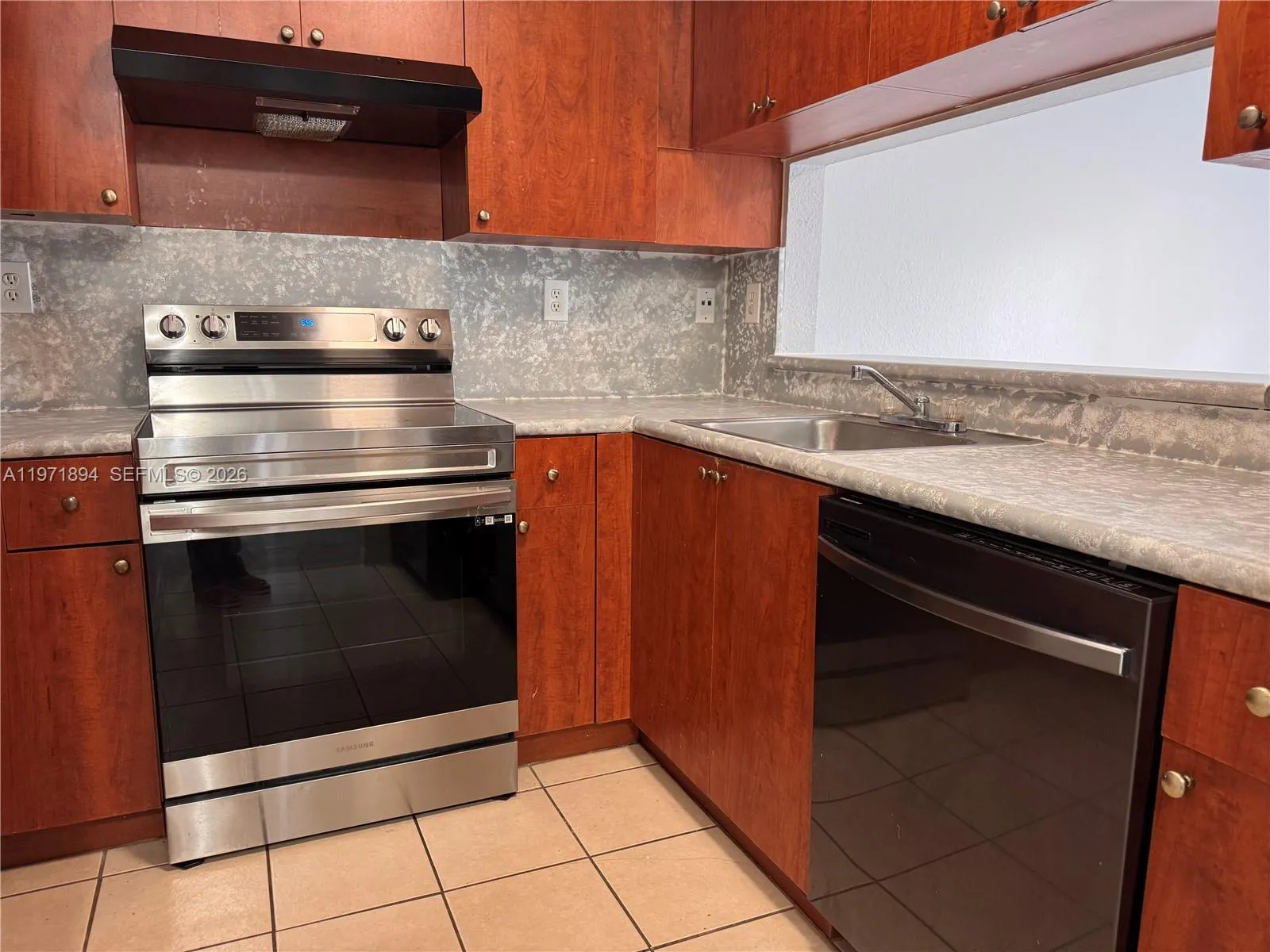 2232 Nw 135th Ter, Opa Locka, Florida 33054, Opa Locka, Florida 33054, 3 Bedrooms Bedrooms, ,2 BathroomsBathrooms,Residential Lease,For Rent,2232 Nw 135th Ter, Opa Locka, Florida 33054,A11971894