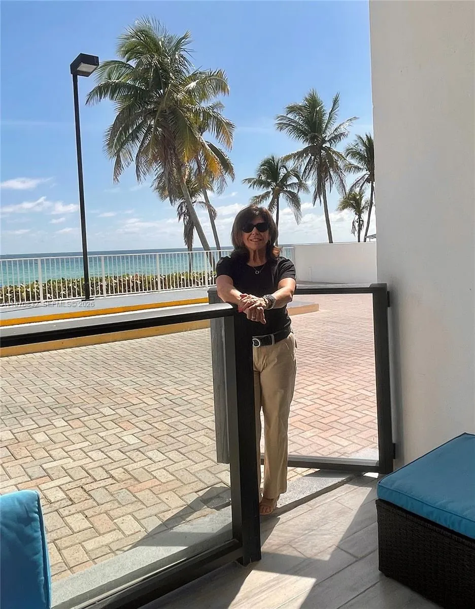 2301 S Ocean 201, Hollywood, Florida 33019, Hollywood, Florida 33019, 2 Bedrooms Bedrooms, ,2 BathroomsBathrooms,Residential,For Sale,2301 S Ocean 201, Hollywood, Florida 33019,A11970832