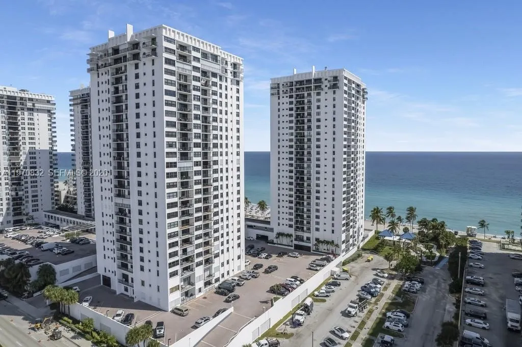 2301 S Ocean 201, Hollywood, Florida 33019, Hollywood, Florida 33019, 2 Bedrooms Bedrooms, ,2 BathroomsBathrooms,Residential,For Sale,2301 S Ocean 201, Hollywood, Florida 33019,A11970832