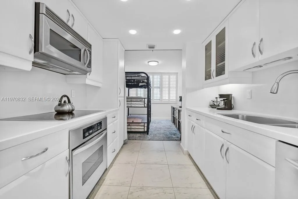 2301 S Ocean 201, Hollywood, Florida 33019, Hollywood, Florida 33019, 2 Bedrooms Bedrooms, ,2 BathroomsBathrooms,Residential,For Sale,2301 S Ocean 201, Hollywood, Florida 33019,A11970832