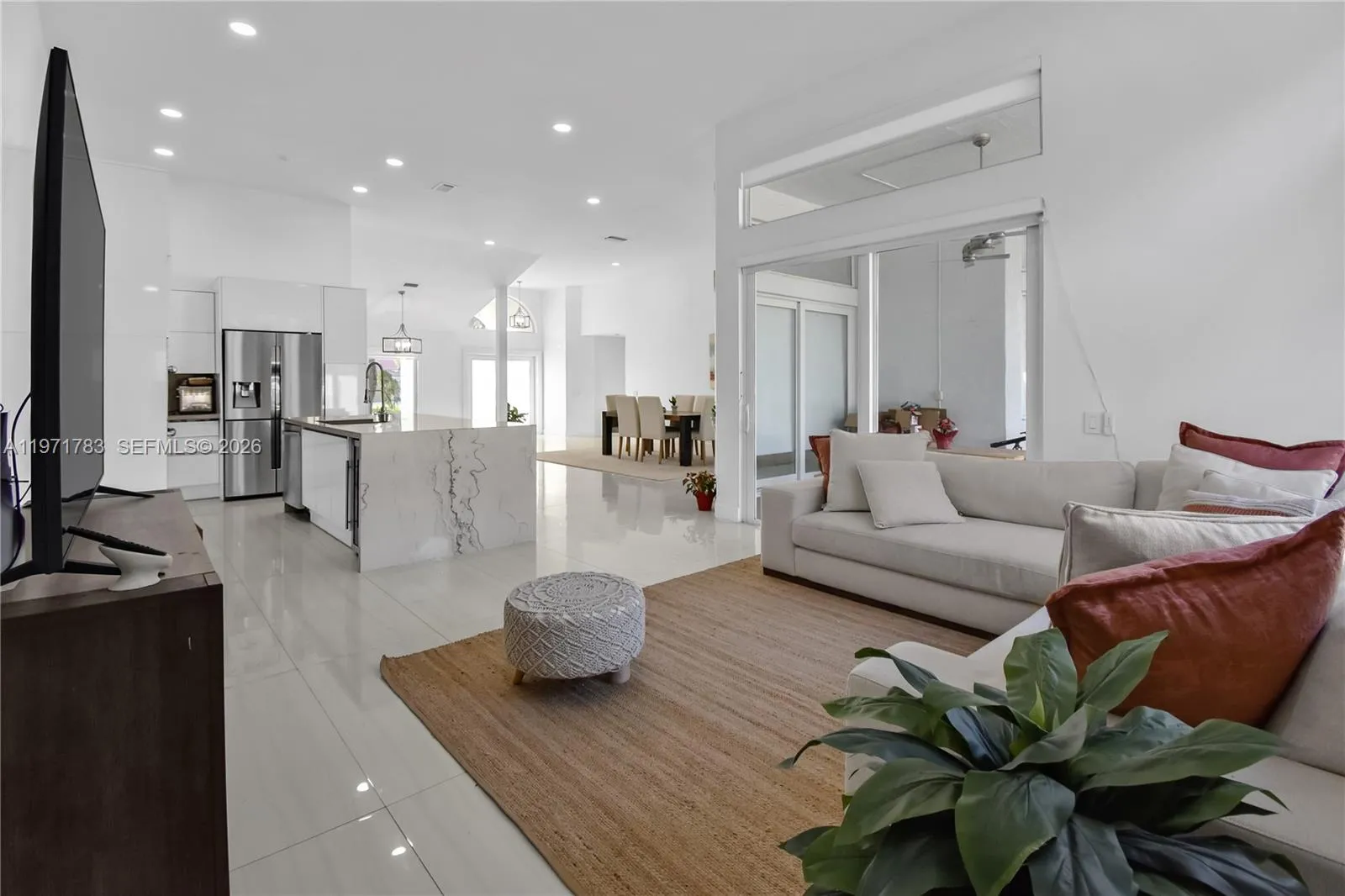 710 Lake Blvd, Weston, Florida 33326, Weston, Florida 33326, 4 Bedrooms Bedrooms, ,3 BathroomsBathrooms,Residential Lease,For Rent,710 Lake Blvd, Weston, Florida 33326,A11971783