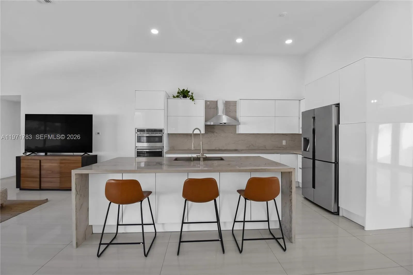 710 Lake Blvd, Weston, Florida 33326, Weston, Florida 33326, 4 Bedrooms Bedrooms, ,3 BathroomsBathrooms,Residential Lease,For Rent,710 Lake Blvd, Weston, Florida 33326,A11971783
