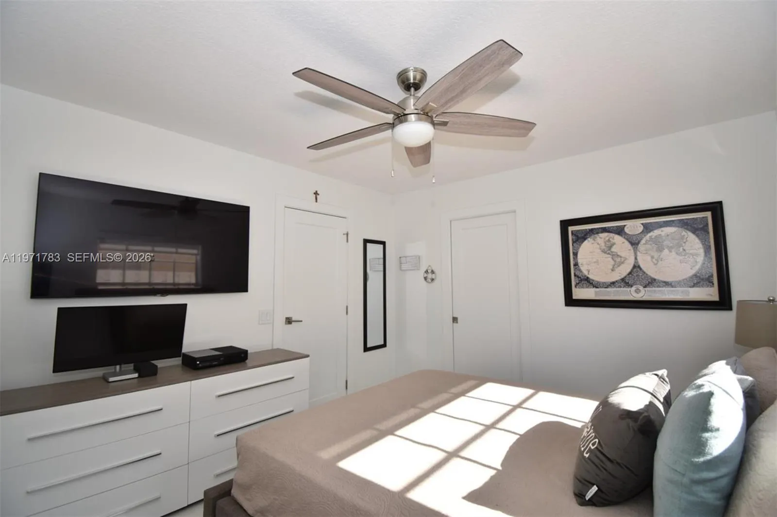 710 Lake Blvd, Weston, Florida 33326, Weston, Florida 33326, 4 Bedrooms Bedrooms, ,3 BathroomsBathrooms,Residential Lease,For Rent,710 Lake Blvd, Weston, Florida 33326,A11971783