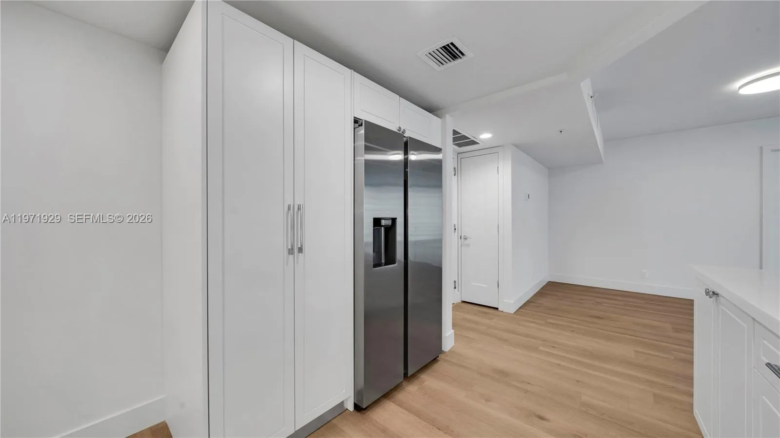 555 Ne 34th St 1004, Miami, Florida 33137, Miami, Florida 33137, 2 Bedrooms Bedrooms, ,2 BathroomsBathrooms,Residential Lease,For Rent,555 Ne 34th St 1004, Miami, Florida 33137,A11971929