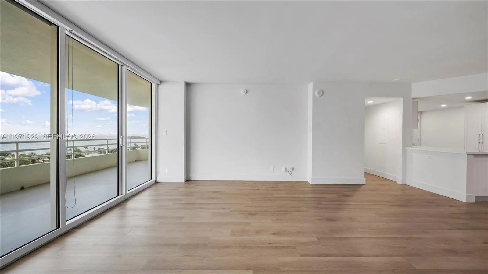 555 Ne 34th St 1004, Miami, Florida 33137, Miami, Florida 33137, 2 Bedrooms Bedrooms, ,2 BathroomsBathrooms,Residential Lease,For Rent,555 Ne 34th St 1004, Miami, Florida 33137,A11971929