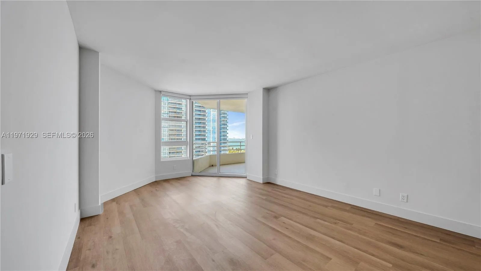 555 Ne 34th St 1004, Miami, Florida 33137, Miami, Florida 33137, 2 Bedrooms Bedrooms, ,2 BathroomsBathrooms,Residential Lease,For Rent,555 Ne 34th St 1004, Miami, Florida 33137,A11971929