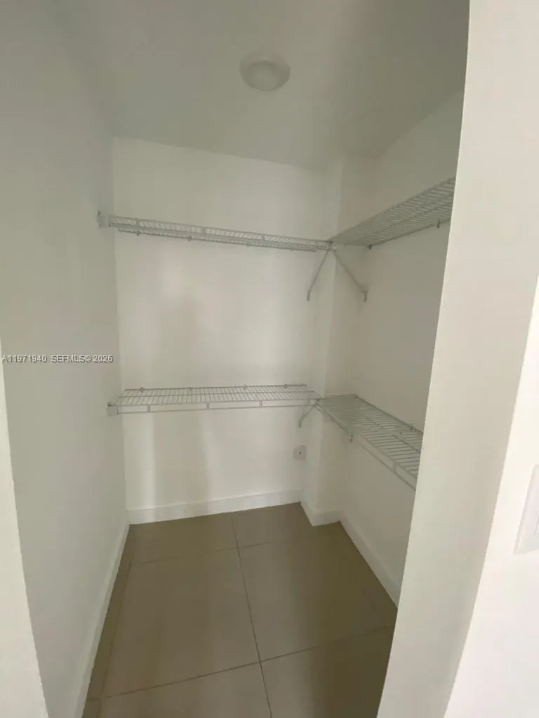423 E 27th St 102, Hialeah, Florida 33013, Hialeah, Florida 33013, 2 Bedrooms Bedrooms, ,2 BathroomsBathrooms,Residential Lease,For Rent,423 E 27th St 102, Hialeah, Florida 33013,A11971940