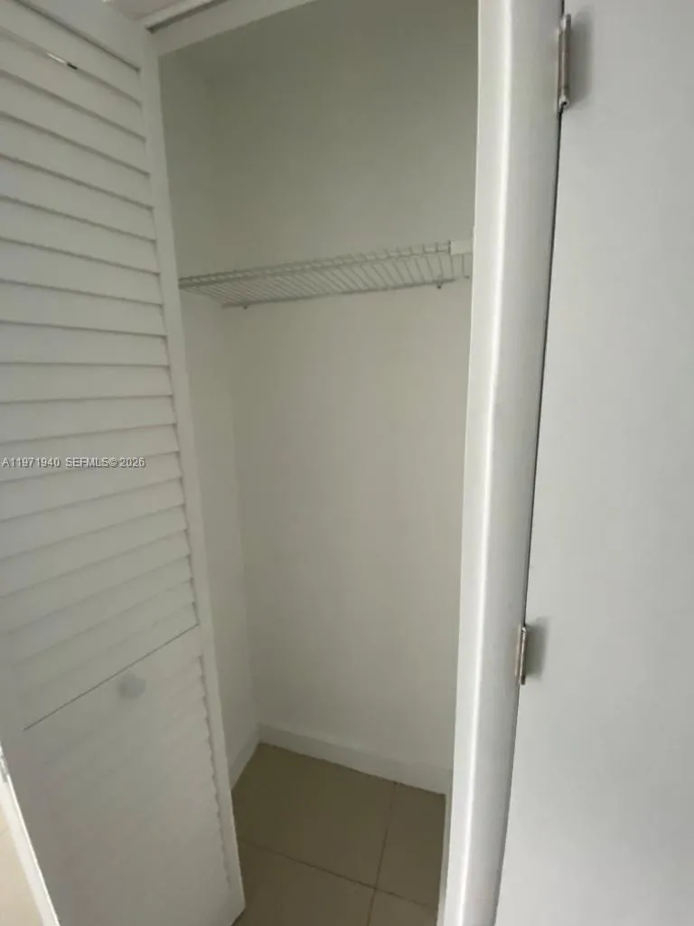 423 E 27th St 102, Hialeah, Florida 33013, Hialeah, Florida 33013, 2 Bedrooms Bedrooms, ,2 BathroomsBathrooms,Residential Lease,For Rent,423 E 27th St 102, Hialeah, Florida 33013,A11971940