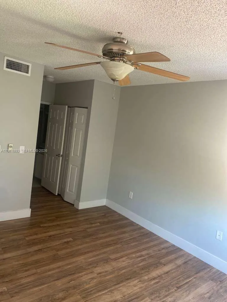 7930 N Nob Hill Rd 304, Tamarac, Florida 33321, Tamarac, Florida 33321, 2 Bedrooms Bedrooms, ,2 BathroomsBathrooms,Residential Lease,For Rent,7930 N Nob Hill Rd 304, Tamarac, Florida 33321,A11971893