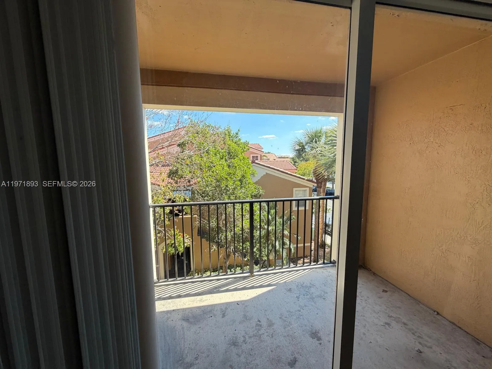 7930 N Nob Hill Rd 304, Tamarac, Florida 33321, Tamarac, Florida 33321, 2 Bedrooms Bedrooms, ,2 BathroomsBathrooms,Residential Lease,For Rent,7930 N Nob Hill Rd 304, Tamarac, Florida 33321,A11971893
