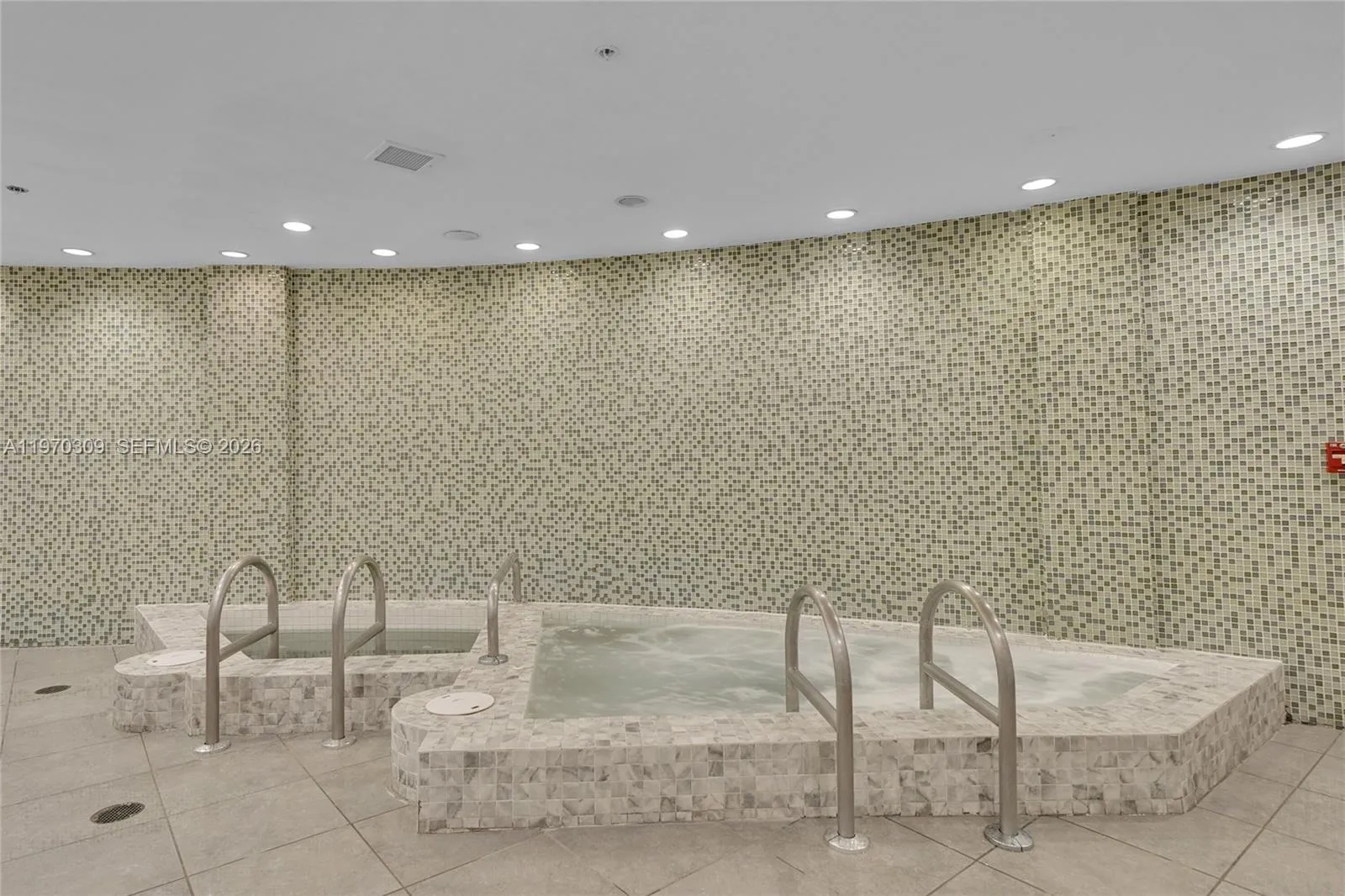 253 Ne 2nd St 3106, Miami, Florida 33132, Miami, Florida 33132, 1 Bedroom Bedrooms, ,1 BathroomBathrooms,Residential Lease,For Rent,253 Ne 2nd St 3106, Miami, Florida 33132,A11970309