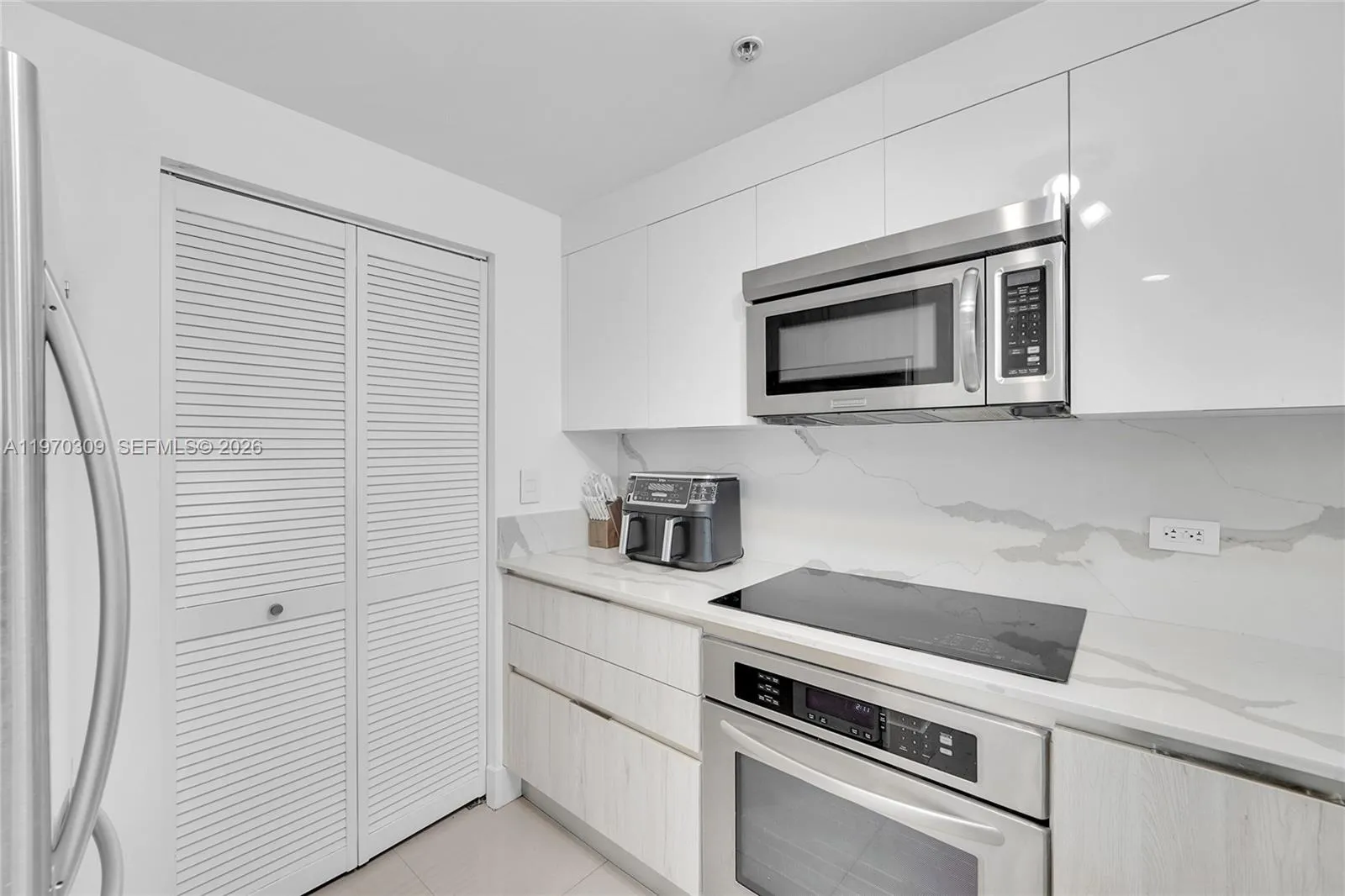 253 Ne 2nd St 3106, Miami, Florida 33132, Miami, Florida 33132, 1 Bedroom Bedrooms, ,1 BathroomBathrooms,Residential Lease,For Rent,253 Ne 2nd St 3106, Miami, Florida 33132,A11970309