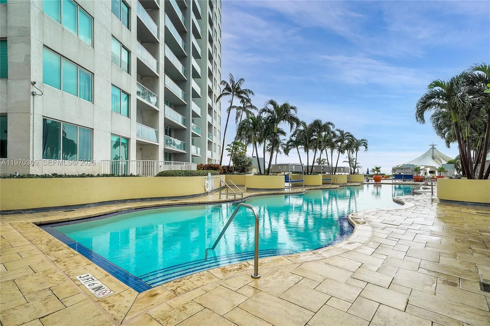 253 Ne 2nd St 3106, Miami, Florida 33132, Miami, Florida 33132, 1 Bedroom Bedrooms, ,1 BathroomBathrooms,Residential Lease,For Rent,253 Ne 2nd St 3106, Miami, Florida 33132,A11970309