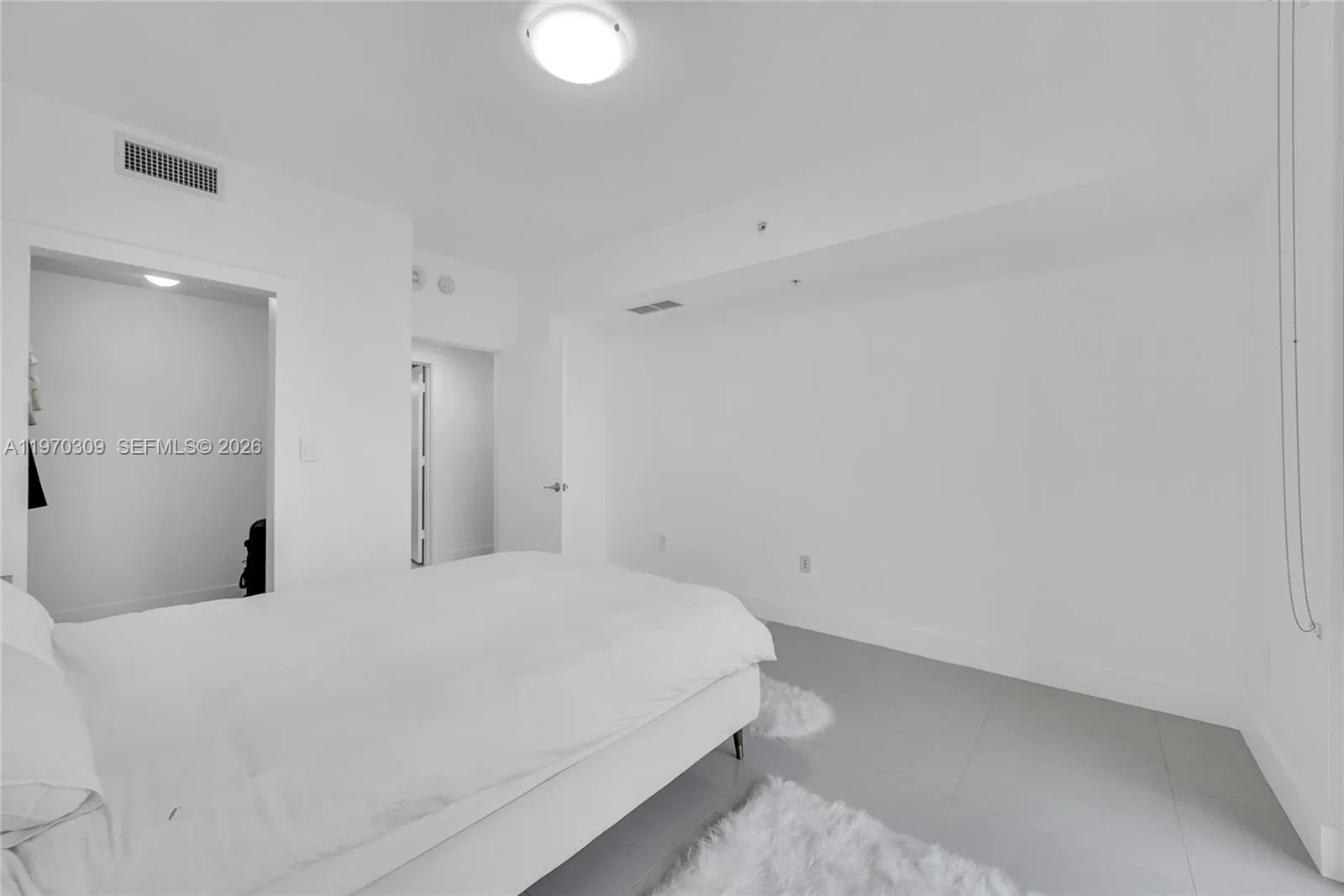 253 Ne 2nd St 3106, Miami, Florida 33132, Miami, Florida 33132, 1 Bedroom Bedrooms, ,1 BathroomBathrooms,Residential Lease,For Rent,253 Ne 2nd St 3106, Miami, Florida 33132,A11970309