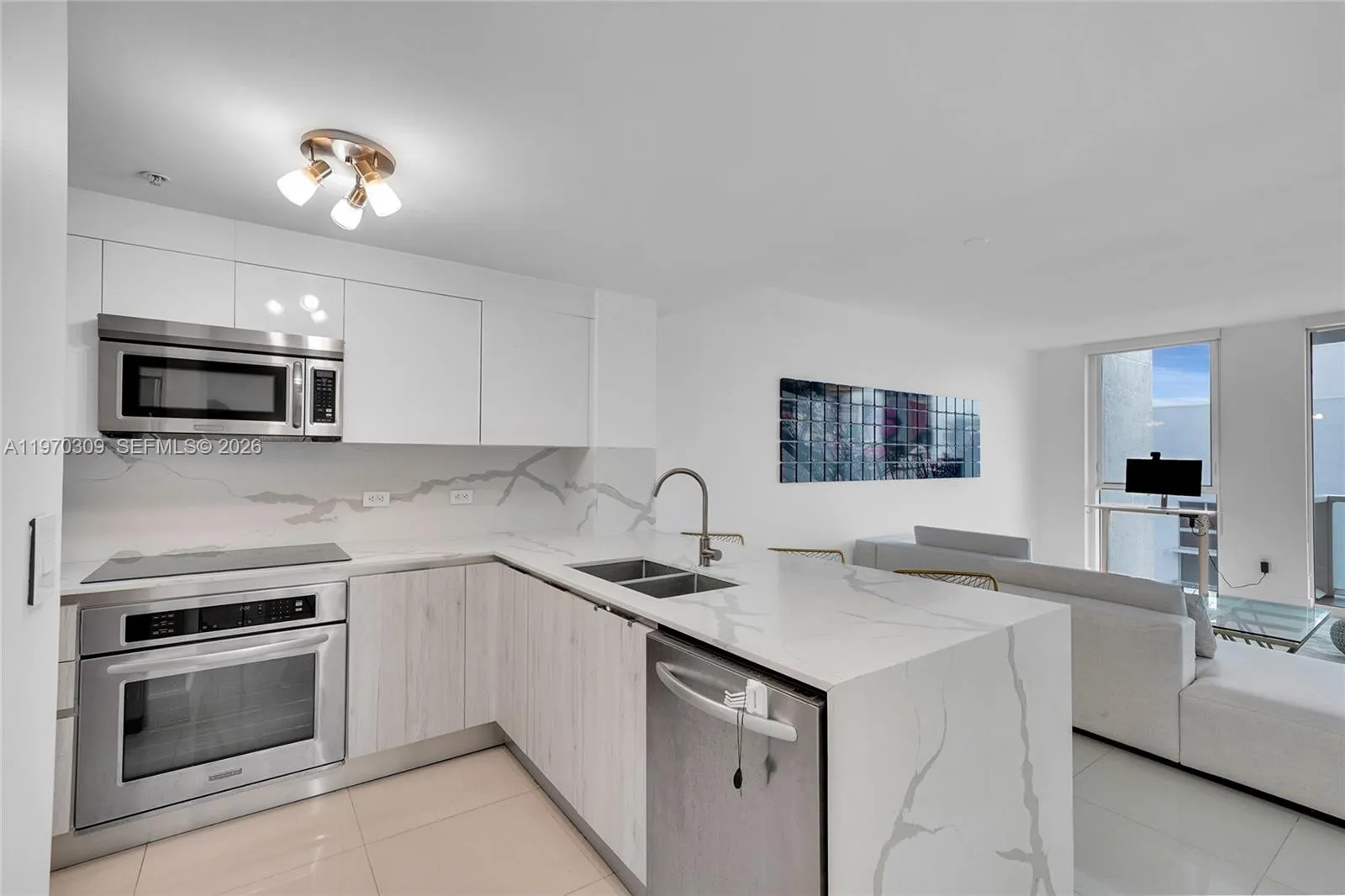 253 Ne 2nd St 3106, Miami, Florida 33132, Miami, Florida 33132, 1 Bedroom Bedrooms, ,1 BathroomBathrooms,Residential Lease,For Rent,253 Ne 2nd St 3106, Miami, Florida 33132,A11970309
