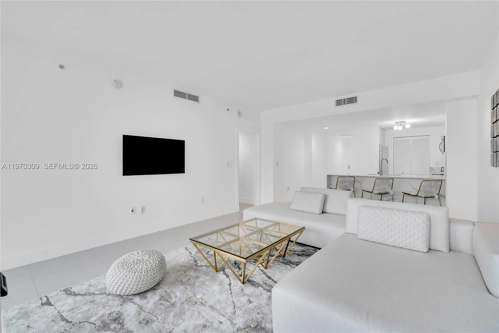 253 Ne 2nd St 3106, Miami, Florida 33132, Miami, Florida 33132, 1 Bedroom Bedrooms, ,1 BathroomBathrooms,Residential Lease,For Rent,253 Ne 2nd St 3106, Miami, Florida 33132,A11970309