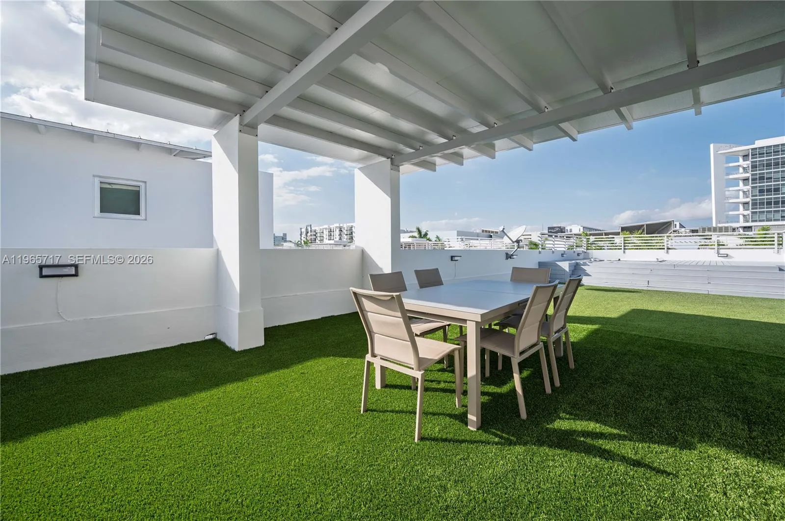 8259 Nw 34th St, Doral, Florida 33122, Doral, Florida 33122, 4 Bedrooms Bedrooms, ,4 BathroomsBathrooms,Residential Lease,For Rent,8259 Nw 34th St, Doral, Florida 33122,A11965717