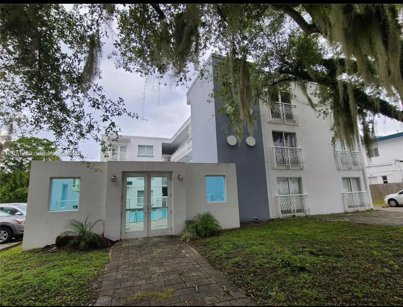 3101 Sw 27th Ave 304, Miami, Florida 33133, Miami, Florida 33133, 1 Bedroom Bedrooms, ,1 BathroomBathrooms,Residential Lease,For Rent,3101 Sw 27th Ave 304, Miami, Florida 33133,A11971289