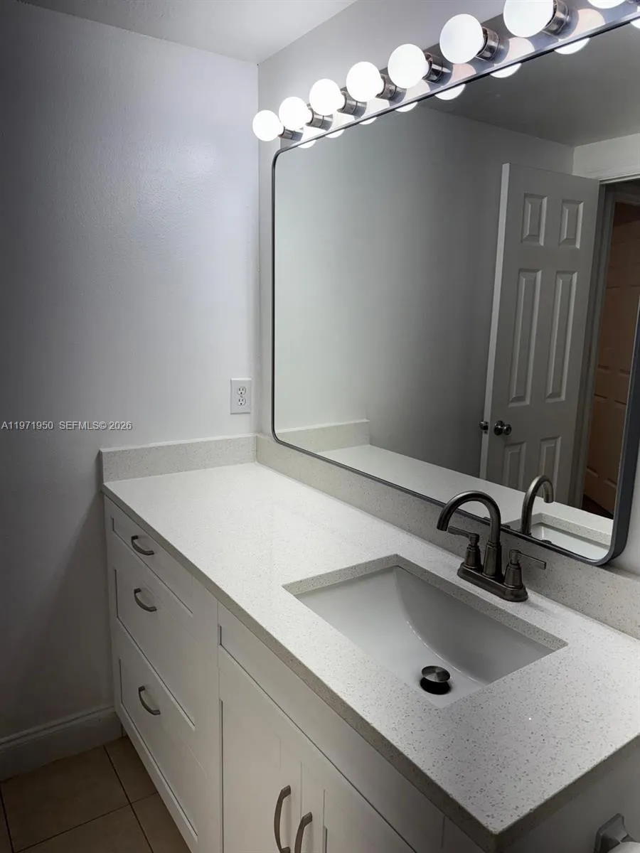 11701 Sw 2nd St 5106, Pembroke Pines, Florida 3302, Pembroke Pines, Florida 33025, 2 Bedrooms Bedrooms, ,2 BathroomsBathrooms,Residential Lease,For Rent,11701 Sw 2nd St 5106, Pembroke Pines, Florida 3302,A11971950